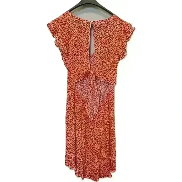 NWT SBetro Floral Dress Open / Tie Back Red Daisy Print Size Large Hi-low - Picture 2 of 5